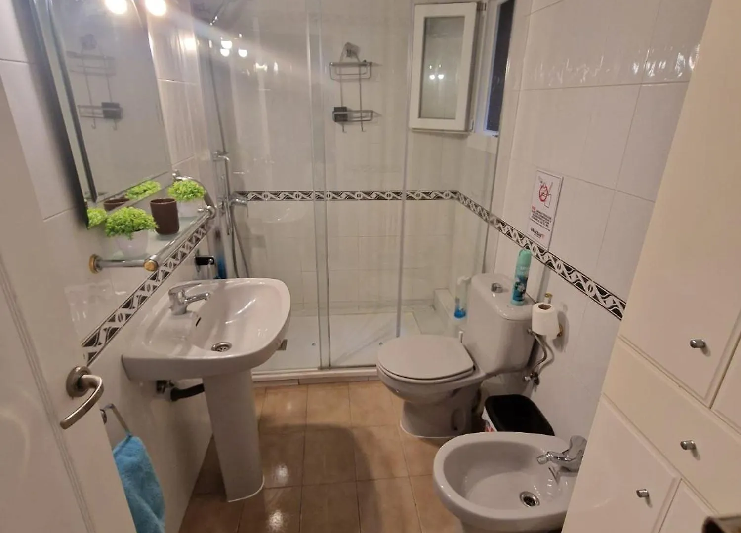 לינה וארוחת בוקר ברצלונה Rooms Vilaproma