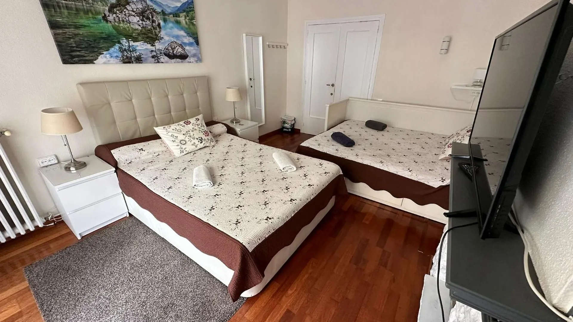 ברצלונה Rooms Vilaproma 0*,  ספרד